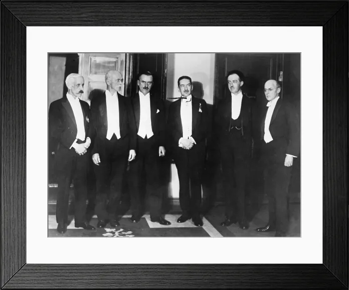Framed Print : Gustav V, King of Sweden, (1858-1950) with 1929 Nobel Prize winners Framed Print : Gustav V, King of Sweden, (1858-1950) with 1929 Nobel Prize winners