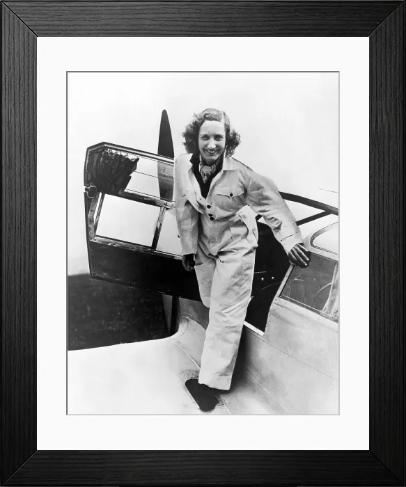 Framed Print : Beryl Markham (1902-1986), British born emigrant to Kenya, learned to fly in the 1920's, earned her living as bush pilot