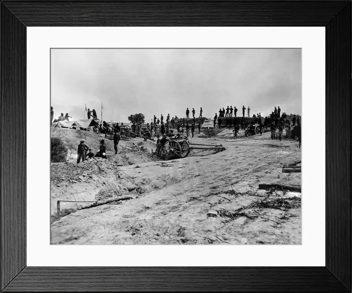 Framed Print : American Civil War: A Union artillery unit in Petersburg, Virginia, c. 1861.. Courtesy: CSU Archives  /  Everett Collection