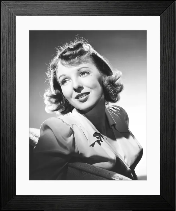 Framed Print : HANGMEN ALSO DIE, Anna Lee, 1943