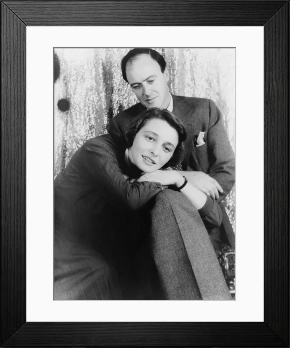 Framed Print : Roald Dahl (1916-1990), British author with his wife, Actress Patricia Neal (b. 1926) in 1954 portrait by Carl Van Vechten