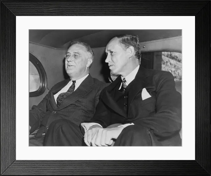 Framed Print : President Franklin D. Roosevelt with his closest political advisor, Harry Hopkins (1890-1946) in 1938. He was so essential to Roosevelt that he lived in the White House Framed Print : President Franklin D. Roosevelt with his closest political advisor, Harry Hopkins (1890-1946) in 1938. He was so essential to Roosevelt that he lived in the White House