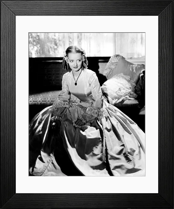 Framed Print : THE OLD MAID, Bette Davis, 1939