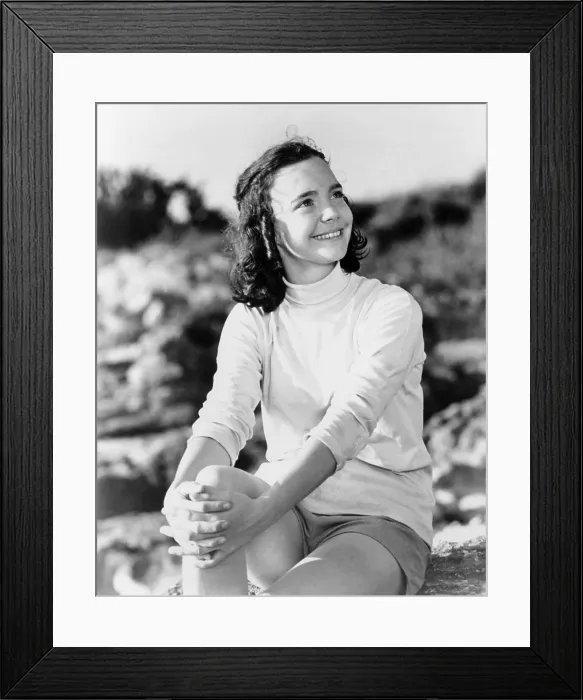 Framed Print : FLIPPER'S NEW ADVENTURE, (aka FLIPPER AND THE PIRATES), Pamela Franklin, 1964 Framed Print : FLIPPER'S NEW ADVENTURE, (aka FLIPPER AND THE PIRATES), Pamela Franklin, 1964