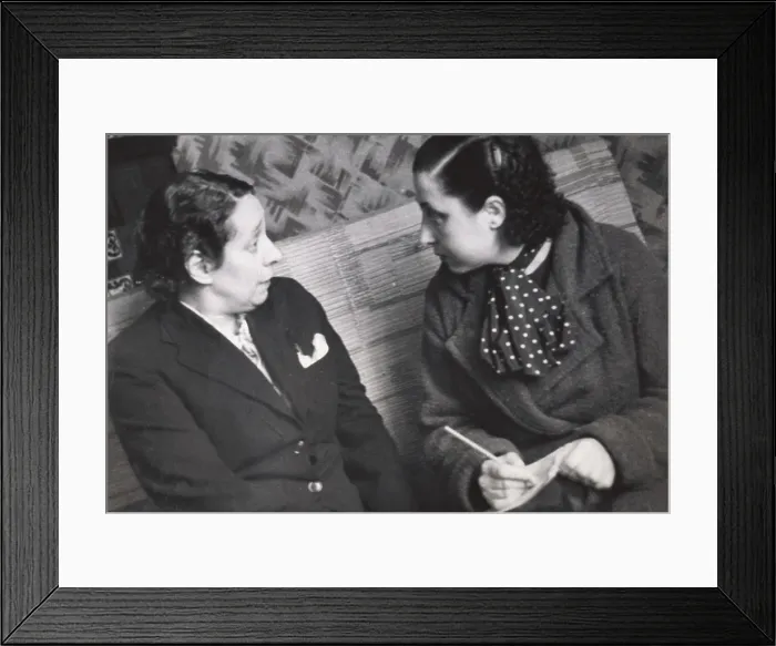 Framed Print : NELKEN, Margarita (1898-1968). Spanish writer and socialist politician. The socialist deputy Margarita Nelken (left) talking with a journalist. SPAIN. Salamanca Framed Print : NELKEN, Margarita (1898-1968). Spanish writer and socialist politician. The socialist deputy Margarita Nelken (left) talking with a journalist. SPAIN. Salamanca