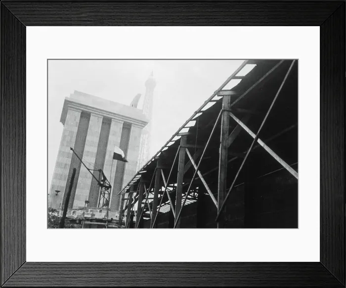 Framed Print : Paris International Exhibition (1937). Construction of the Spanish Pavilionwork by Josep Llus Sert and Luis Lacasa. SPAIN. Salamanca. Archivo Histrico Nacional