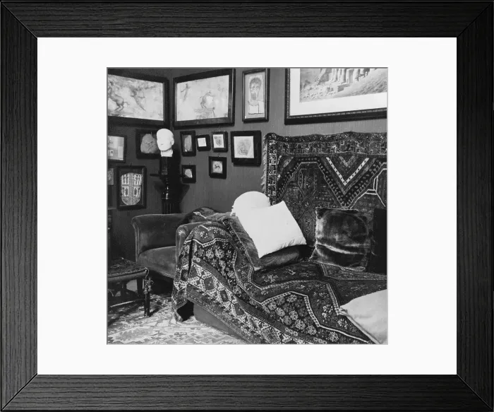 Framed Print : The couch in the consulting room of Sigmund Freud's office in Vienna as it looked in 1938, before his emigration to England when Germany annexed Austria Framed Print : The couch in the consulting room of Sigmund Freud's office in Vienna as it looked in 1938, before his emigration to England when Germany annexed Austria