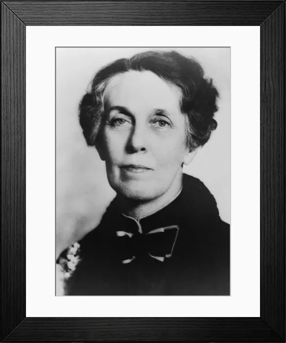 Framed Print : Emma Perry Carr (1880-1972), pioneering Mount Holyoke College professor of chemistry and research chemist Framed Print : Emma Perry Carr (1880-1972), pioneering Mount Holyoke College professor of chemistry and research chemist