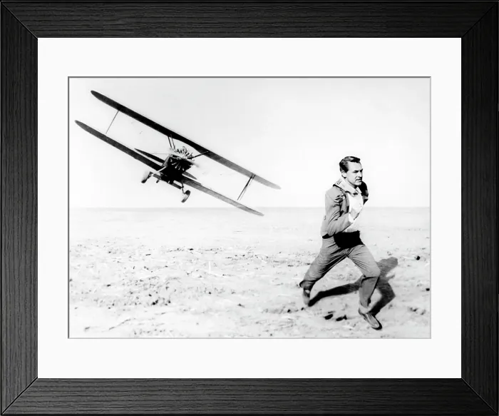 Framed Print : NORTH BY NORTHWEST, Cary Grant, 1959 Framed Print : NORTH BY NORTHWEST, Cary Grant, 1959