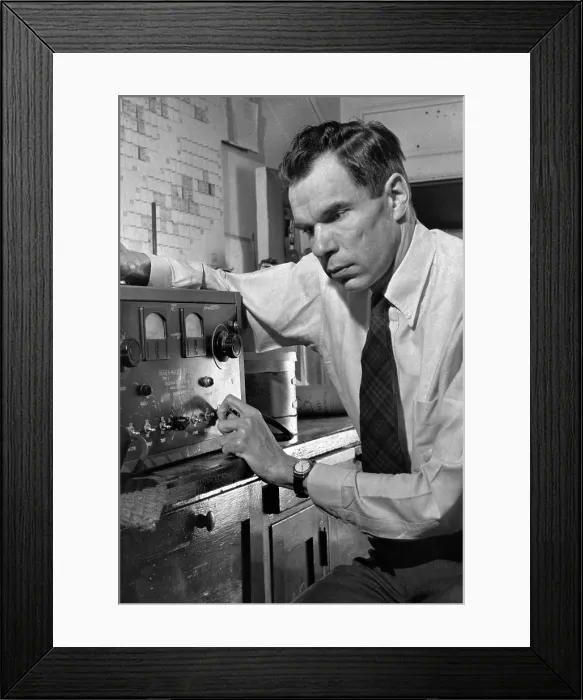 Framed Print : Glenn Seaborg (1912-1999), won the 1951 Nobel Prize in Chemistry for isolating and identifying transuranium elements (those heavier than uranium) Framed Print : Glenn Seaborg (1912-1999), won the 1951 Nobel Prize in Chemistry for isolating and identifying transuranium elements (those heavier than uranium)