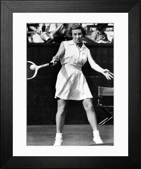 Framed Print : Maureen Connolly, 1951. Courtesy: CSU Archives / Everett Collection