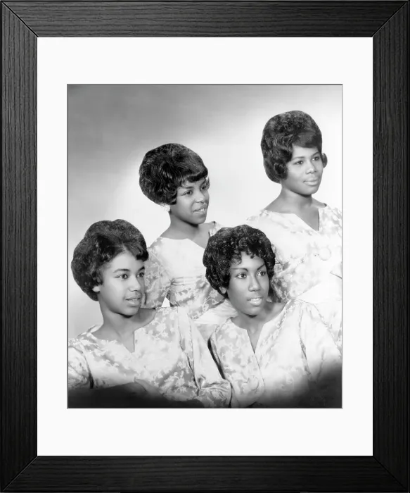 Framed Print : The Marvelettes, 1963.. Courtesy: CSU Archives  /  Everett Collection