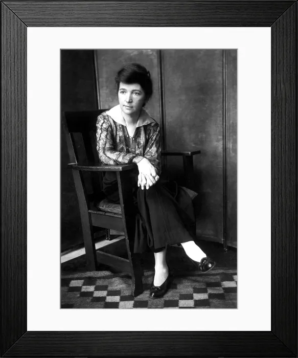 Framed Print : Margaret Sanger in 1916.. Courtesy: CSU Archives / Everett Collection Framed Print : Margaret Sanger in 1916.. Courtesy: CSU Archives / Everett Collection