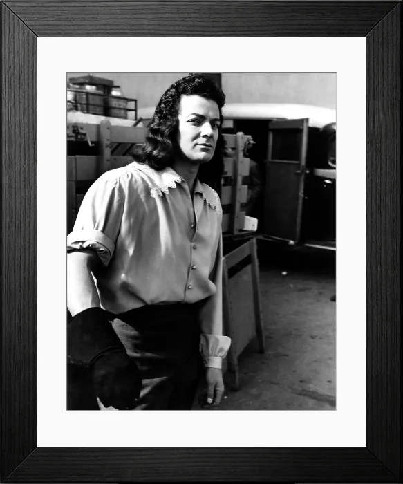 Framed Print : FOREVER AMBER, Cornel Wilde, on the Fox lot during filming, 1947, 20th Century Fox, TM & Copyright / Courtesy: Everett Collection