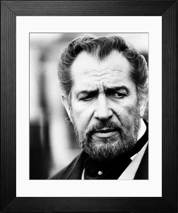 Framed Print : THE OBLONG BOX, Vincent Price, 1969