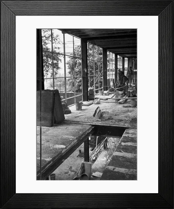 Framed Print : FRANCE. Paris. Paris International Exhibition (1937). Building of the Spanish Paviliondesigned by Josep Llus Sert and Luis Lacasa. The works on 23rd May. Photo by Roness-Ruan