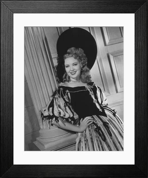 Framed Print : FOREVER AMBER, Linda Darnell, 1947, TM & Copyright 20th Century Fox Film Corp. / courtesy Everett Collection