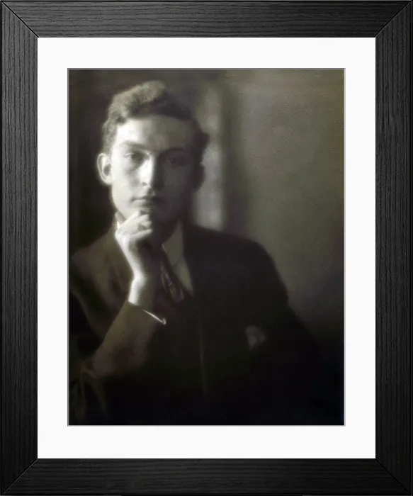 Framed Print : Sadakichi Hartmann (1867-1944), writer of German-Japanese ancestry, immigrated to the US as a child