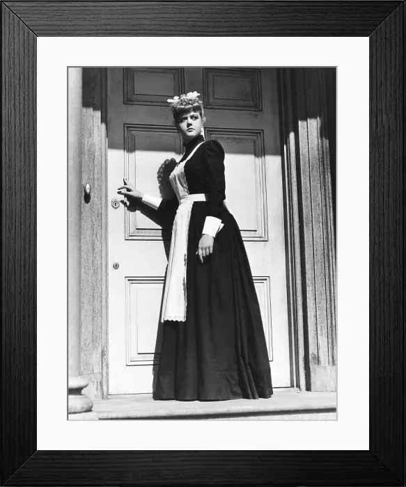 Framed Print : GASLIGHT, Angela Lansbury, 1944 Framed Print : GASLIGHT, Angela Lansbury, 1944