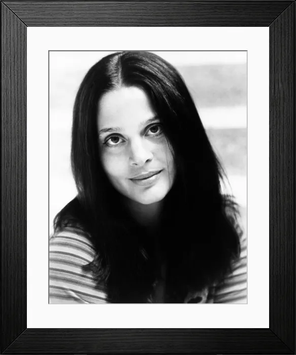 Framed Print : THE GANG THAT COULDN'T SHOOT STRAIGHT, Leigh Taylor-Young, 1971 Framed Print : THE GANG THAT COULDN'T SHOOT STRAIGHT, Leigh Taylor-Young, 1971