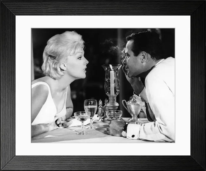 Framed Print : THE NOTORIOUS LANDLADY, from left: Kim Novak, Jack Lemmon, 1962