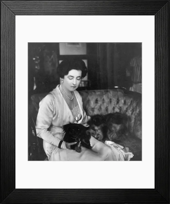 Framed Print : Lady Lucy Duff-Gordon (1863-1935) English fashion designer developed an international business in London, Paris, New York, and Chicago, designing for stage and screen Framed Print : Lady Lucy Duff-Gordon (1863-1935) English fashion designer developed an international business in London, Paris, New York, and Chicago, designing for stage and screen