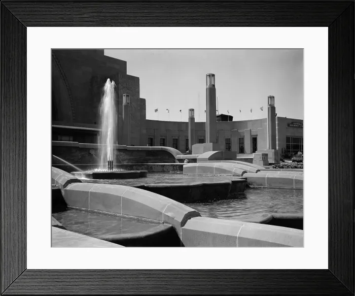 Framed Print : Cincinnati Union Terminal, detail of fountain, constructed in 1933, partially demolished in 1974, Cincinnati, Ohio, photograph circa early 1970s