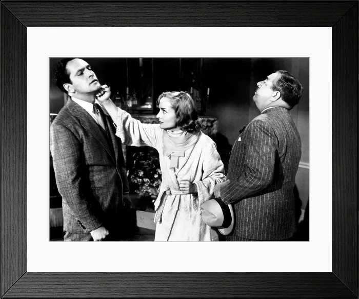 Framed Print : NOTHING SACRED, Fredric March, Carole Lombard, Walter Connolly, 1937