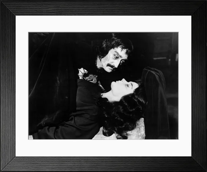 Framed Print : BLACK SUNDAY, (aka LA MASCHERA DEL DEMONIO), Arturo Dominici, Barbara Steele, 1960