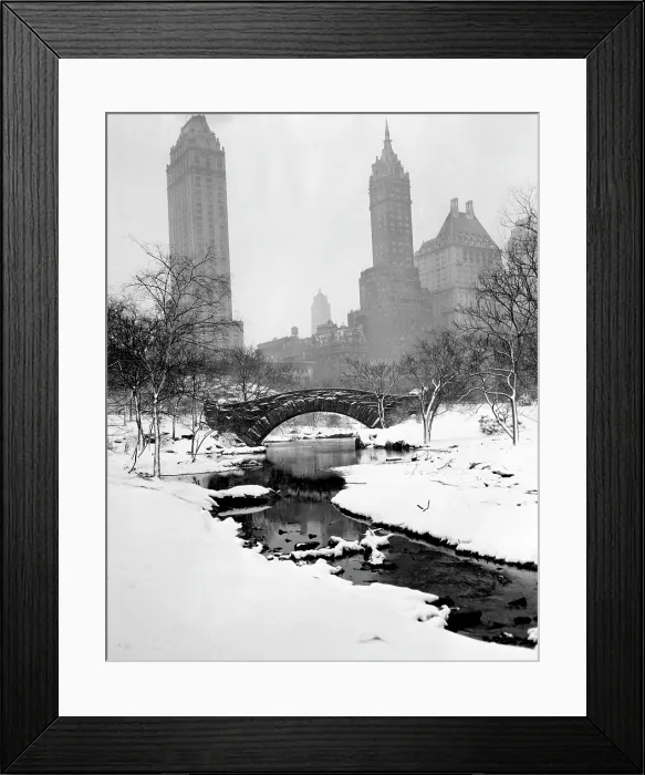 Framed Print : Central Park, New York City, circa 1945. Courtesy: CSU Archives / Everett Collection
