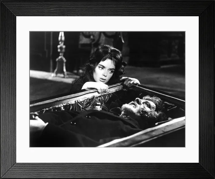 Framed Print : BLACK SUNDAY, (aka LA MASCHERA DEL DEMONIO), Barbara Steele, Ivo Garrani, 1960