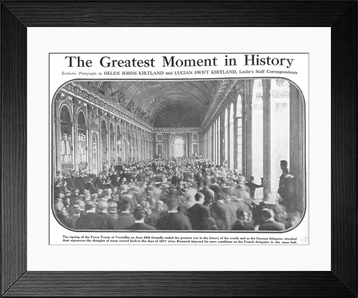 Framed Print : World War I, signing the peace treaty to end the war