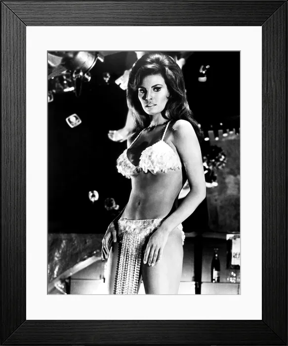 Framed Print : BEDAZZLED, Raquel Welch, 1967