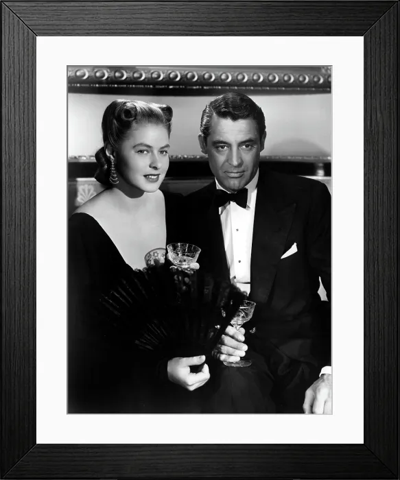 Framed Print : NOTORIOUS, Ingrid Bergman, Cary Grant, 1946