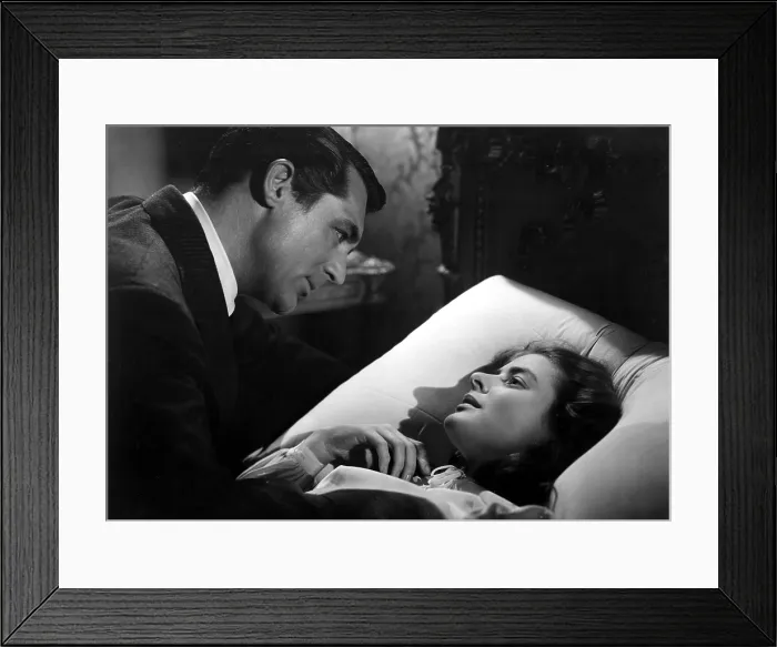 Framed Print : NOTORIOUS, Cary Grant, Ingrid Bergman, 1946