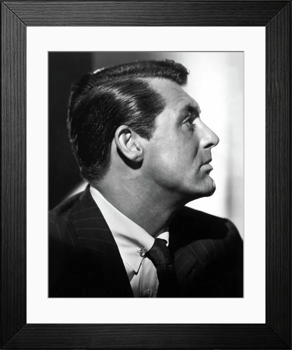 Framed Print : NOTORIOUS, Cary Grant, 1946