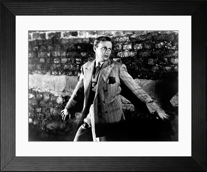 Framed Print : NIGHT AND THE CITY, Richard Widmark, 1950. TM and Copyright 20th Century Fox Film Corp. All rights reserved. Courtesy: Everett Collection