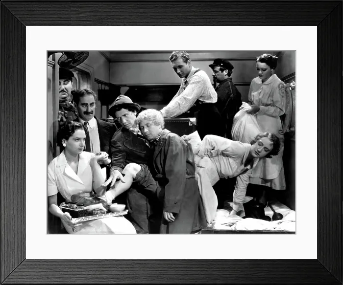 Framed Print : A NIGHT AT THE OPERA, Groucho Marx, Chico Marx, Harpo Marx Allan Jones, 1935, crowded stateroom