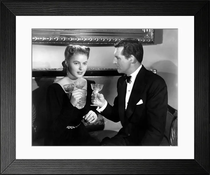 Framed Print : NOTORIOUS, Ingrid Bergman, Cary Grant, 1946