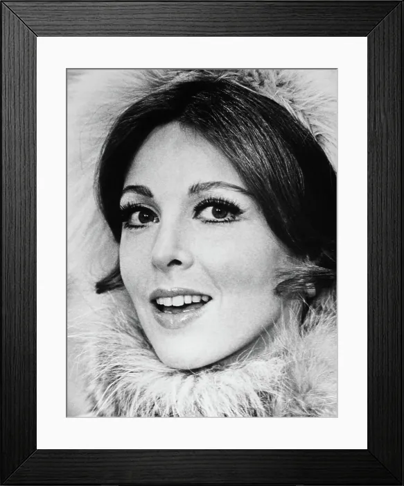 Framed Print : THE HAPPY ENDING, Tina Louise, 1969