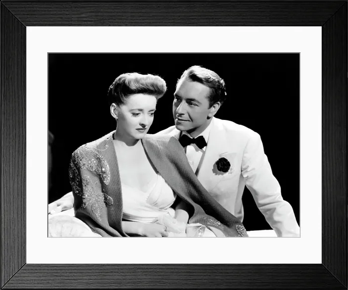 Framed Print : NOW, VOYAGER, Bette Davis, Paul Henreid, 1942
