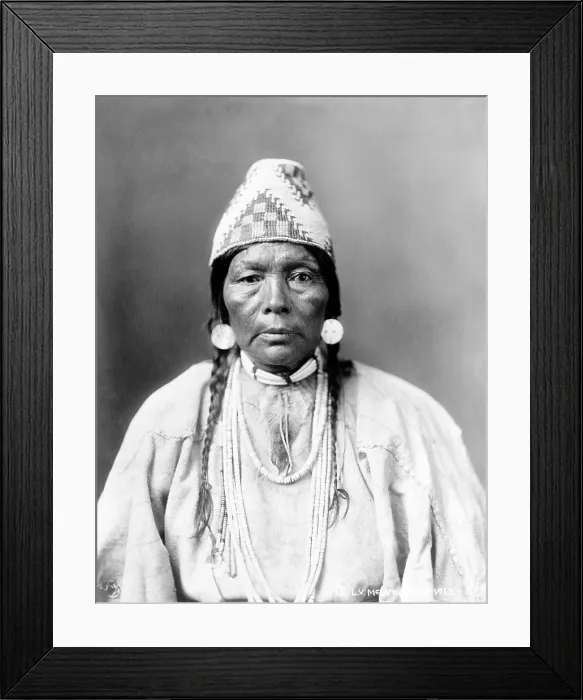 Framed Print : Daughter of Chief Kamakur, Nez Perc tribe, photo ca. 1915 Framed Print : Daughter of Chief Kamakur, Nez Perc tribe, photo ca. 1915