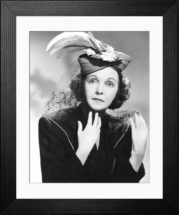 Framed Print : NIAGARA FALLS, Zasu Pitts, 1941