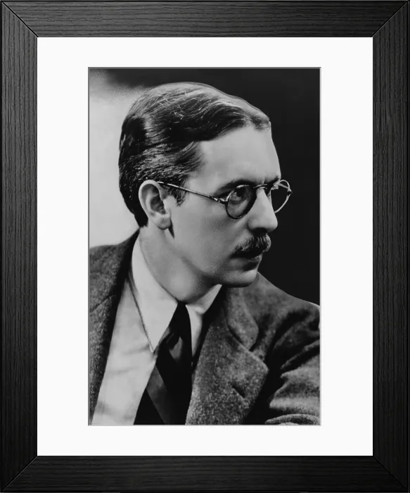 Framed Print : James Thurber (1894-1961) American humorist, cartoonist and editor of the New Yorker, in a 1935 photo Framed Print : James Thurber (1894-1961) American humorist, cartoonist and editor of the New Yorker, in a 1935 photo