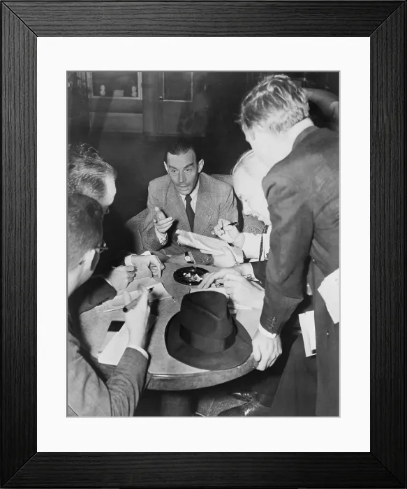 Framed Print : Erich Maria Remarque (1898-1970) German author of the greatest WWI novel, 'All Quiet on the Western Front, ' (1929), surrounded by reporters aboard the S.S Framed Print : Erich Maria Remarque (1898-1970) German author of the greatest WWI novel, 'All Quiet on the Western Front, ' (1929), surrounded by reporters aboard the S.S