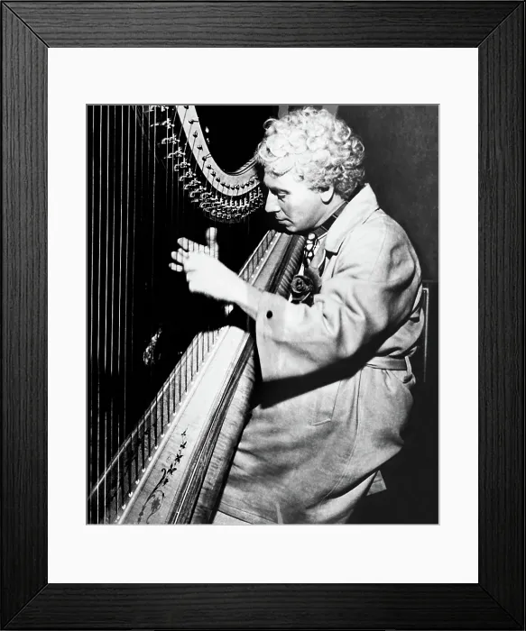 Framed Print : A NIGHT IN CASABLANCA, Harpo Marx, 1946 Framed Print : A NIGHT IN CASABLANCA, Harpo Marx, 1946