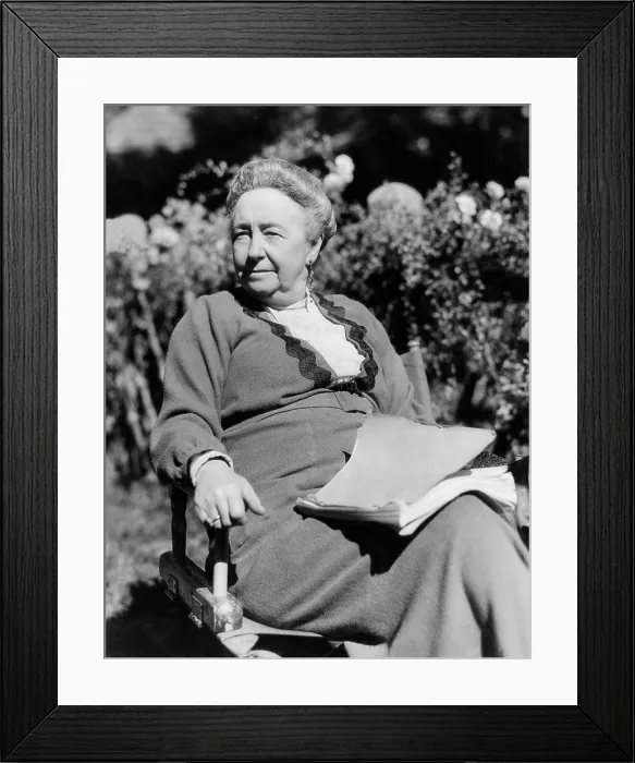 Framed Print : NIGHT MUST FALL, Dame May Whitty, on-set between takes, 1937 Framed Print : NIGHT MUST FALL, Dame May Whitty, on-set between takes, 1937