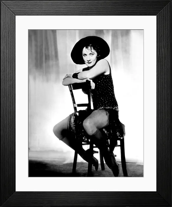 Framed Print : BLUE ANGEL, Marlene Dietrich, 1930 Framed Print : BLUE ANGEL, Marlene Dietrich, 1930