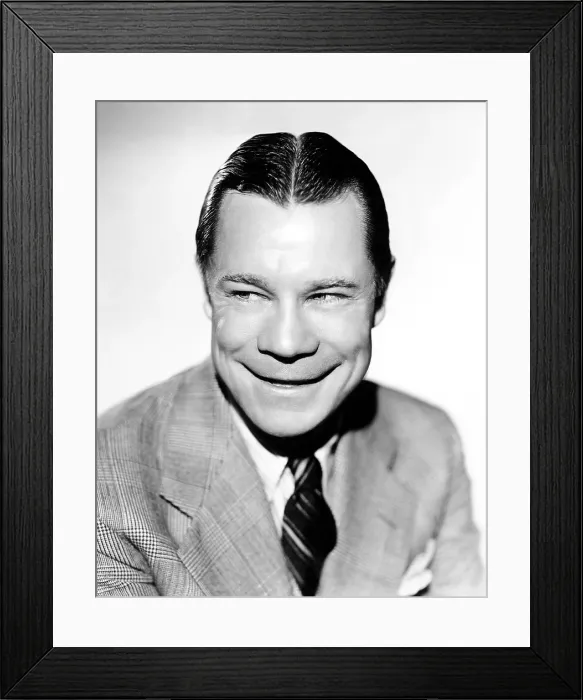 Framed Print : BEWARE SPOOKS!, Joe E. Brown, 1939