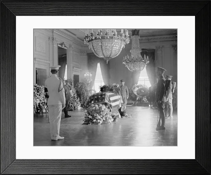 Framed Print : President Warren Harding's (1865-1923) flag draped coffin lying in state in the White House with a military honor Guard, 1923
